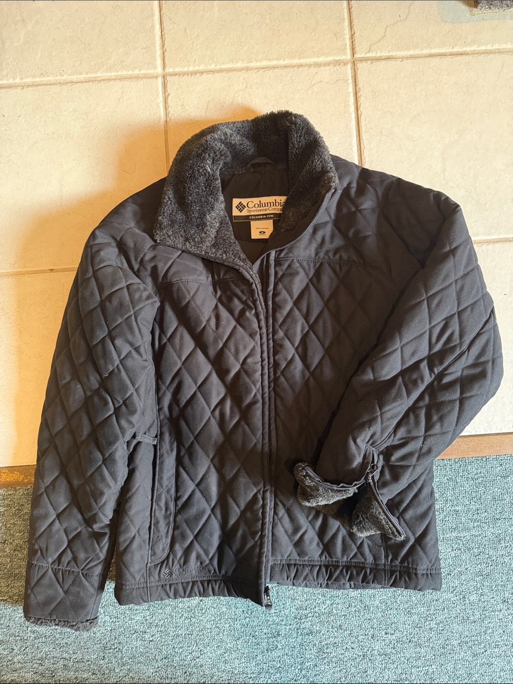 Columbia Black Quilted Jacket with Faux-Fur Trim